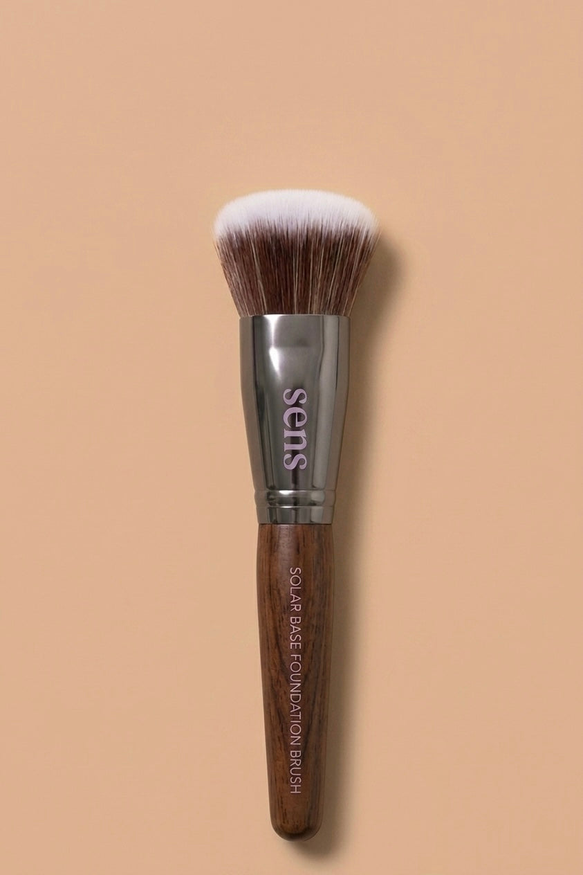 Sens Solar Base Foundation Brush